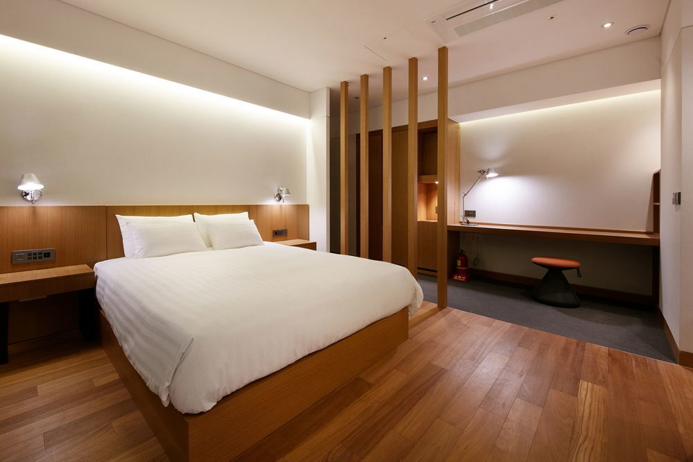 Standard Hotel Сеул Экстерьер фото