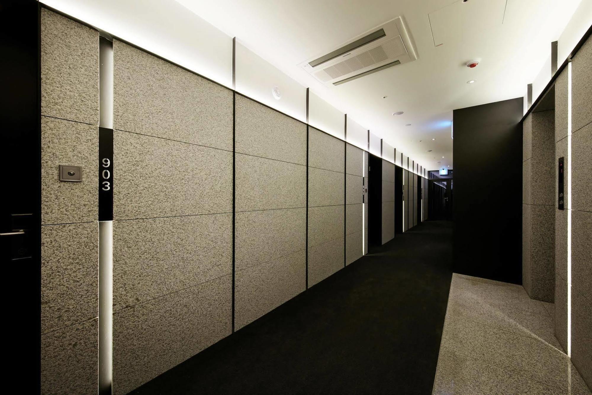 Standard Hotel Сеул Экстерьер фото