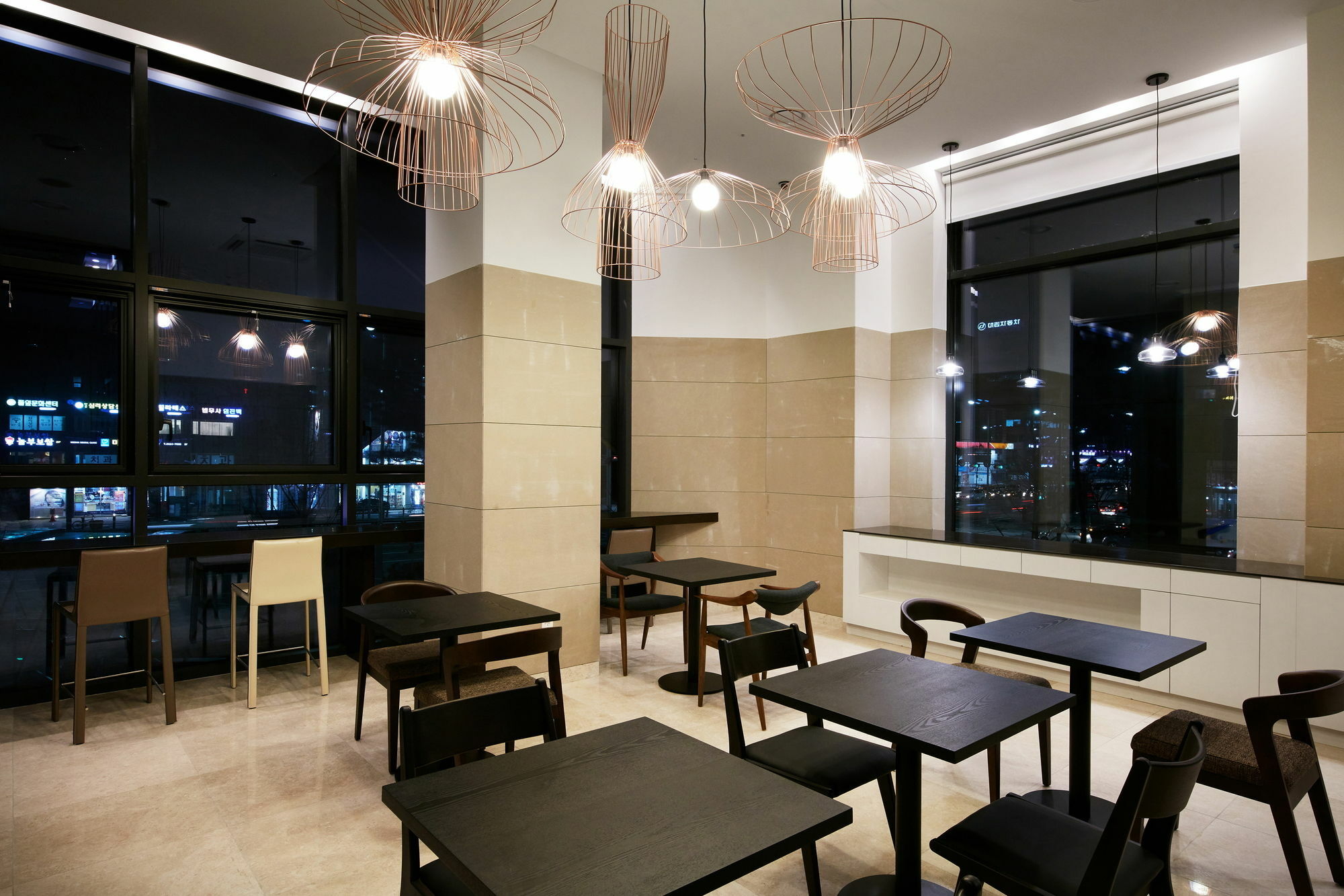 Standard Hotel Сеул Экстерьер фото